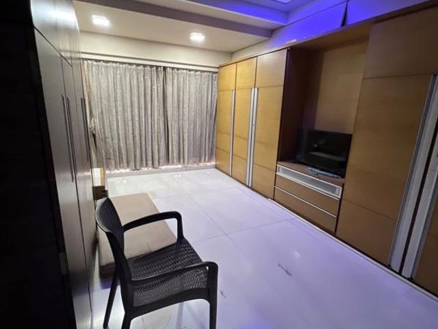 Rental | 6+ BHK + Pooja Room,Servant Room,Extra Room 6000 Sq.Ft. Apartment in Tapovan CHS