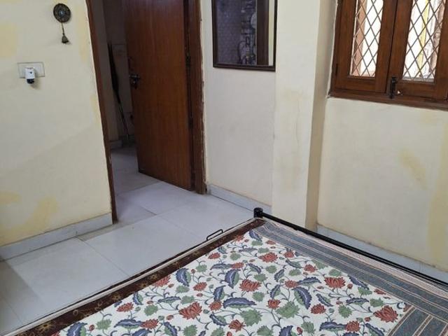 Rental | 6+ BHK + Pooja Room,Servant Room,Extra Room,Basement 500 Sq.Yd. Villa in Sector 51