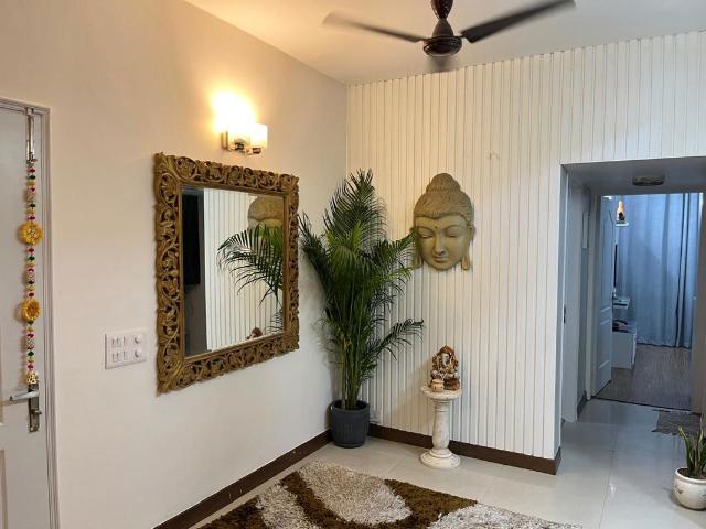 Rental | 6 BHK + Pooja Room,Servant Room,Study Room,Extra Room,Basement,Store Room 360 Sq.Yd. Villa in Unitech Nirvana Country Cedar Crest