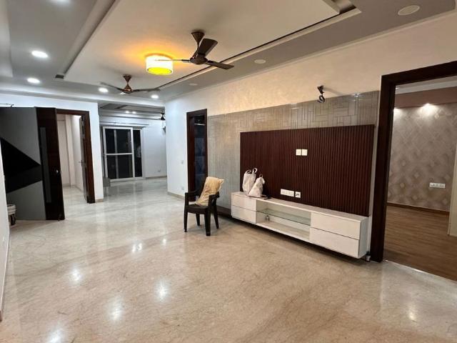 Rental | 6 BHK + Pooja Room,Servant Room,Study Room,Extra Room,Basement,Store Room 362 Sq.Ft. Villa in Unitech Nirvana Country Cedar Crest
