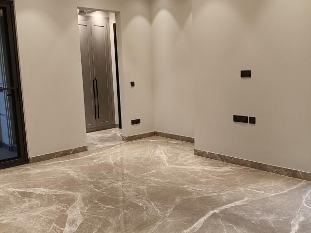 Rental | 6+ BHK + Pooja Room,Servant Room,Study Room,Extra Room,Store Room 500 Sq.Yd. Independent House in New Friends Colony