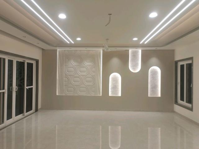 Rental | 6+ BHK + Pooja Room,Servant Room,Study Room,Extra Room,Store Room 6300 Sq.Ft. Independent House in Sector 45