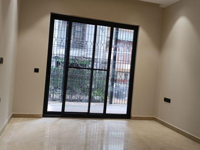 Rental | 6+ BHK + Pooja Room,Servant Room,Study Room,Extra Room 500 Sq.Yd. Independent House in New Friends Colony
