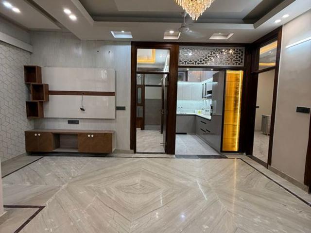 Rental | 6 BHK + Pooja Room,Servant Room,Store Room 4500 Sq.Ft. Apartment in Ansal Api Aquapolis