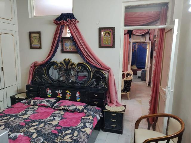 Rental | 6 BHK + Pooja Room,Store Room 100 Sq.Yd. Villa in Sector 63A