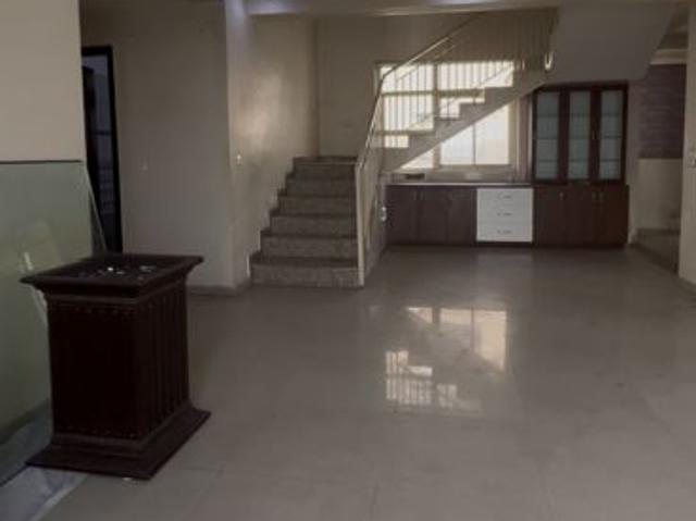 Rental | 6 BHK + Pooja Room,Store Room 4400 Sq.Ft. Penthouse in Omaxe Heights