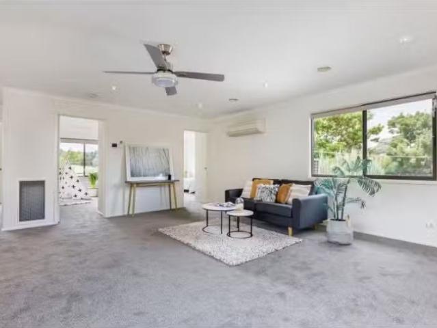 New 6 BR 61 Beattie Crescent, Chisholm House for rent Listed.