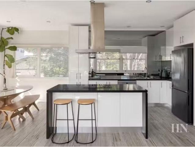 Nice 6 BR 22 Rhonda Place, Concord House for rent Listed by D.