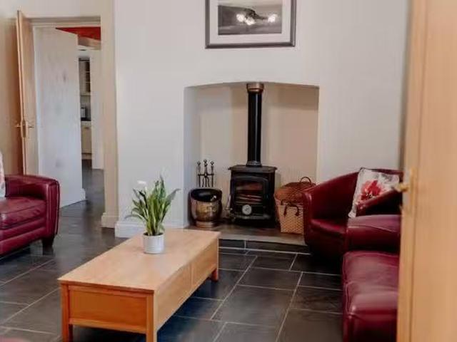 For Rent! 6 BR R5HP+RF Narberth