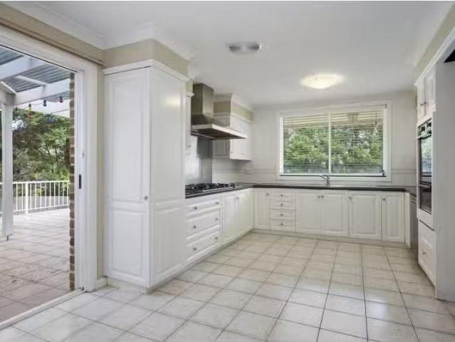 Deal! 6 Farrer Avenue, West Pennant Hills House for rent List.