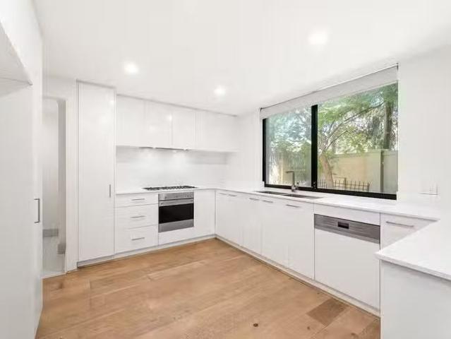 New 6 Gilbey Lane, East Victoria Park, WA 6101