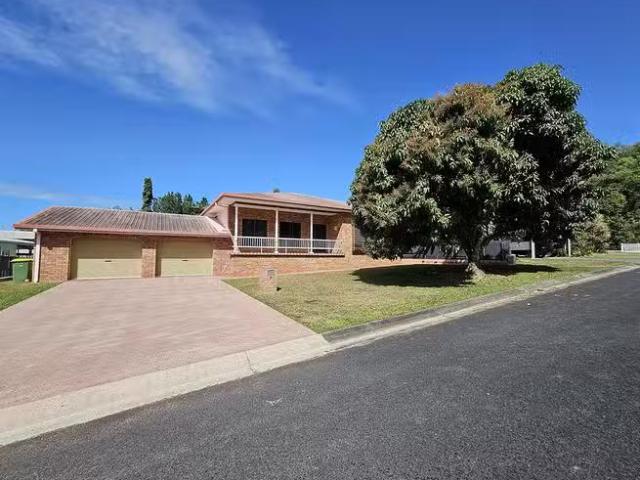 New 6 Grampian Close, Smithfield, QLD 4878