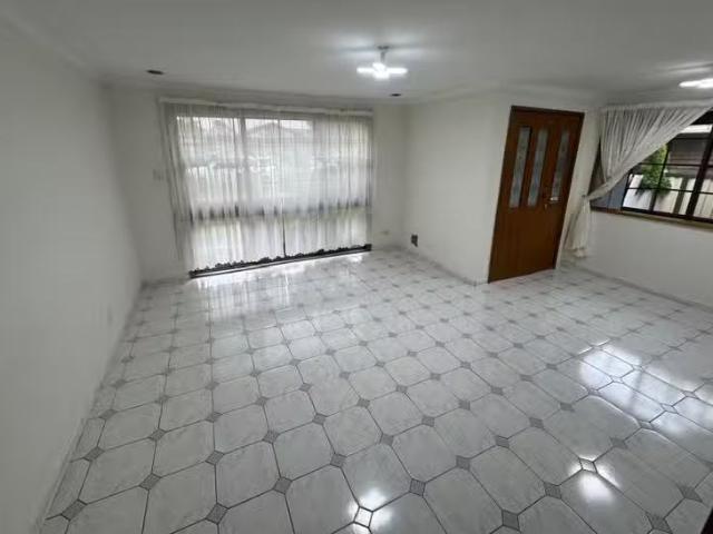 Just in! 6 Mohawk Crescent, Greenfield Park NSW 2176