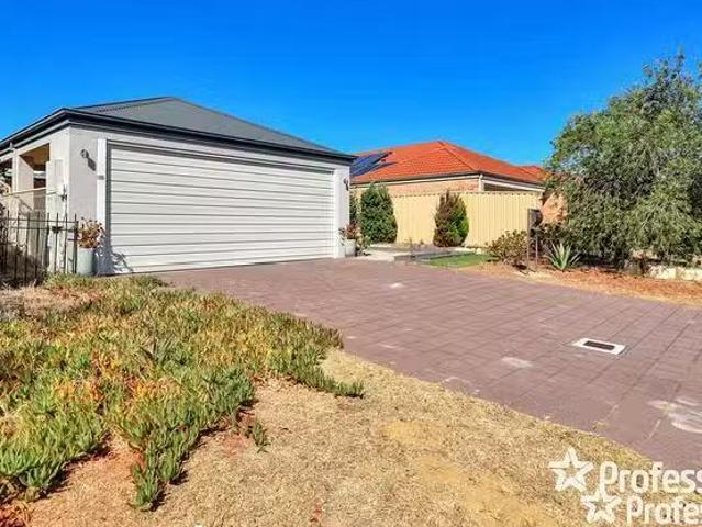 Cozy 6 Moston Crescent, Bertram, WA 6167