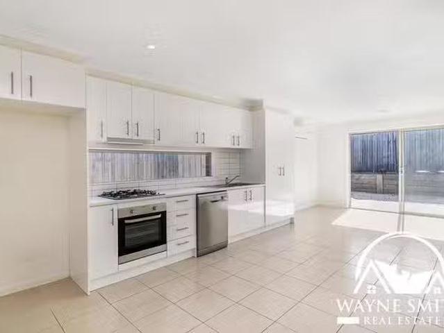 Rental! 6 Rose Court, Kilmore, VIC 3764