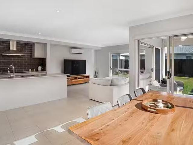 Just in! 6A Ryan Street, Cumbalum, NSW 2478