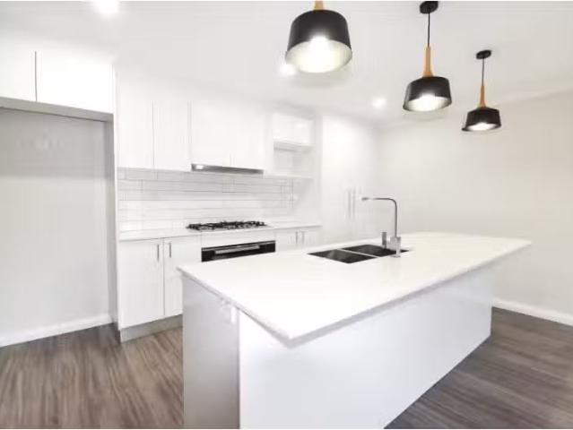 Deal! 6b Emmaville Street, Orange House for rent Listed by Be.