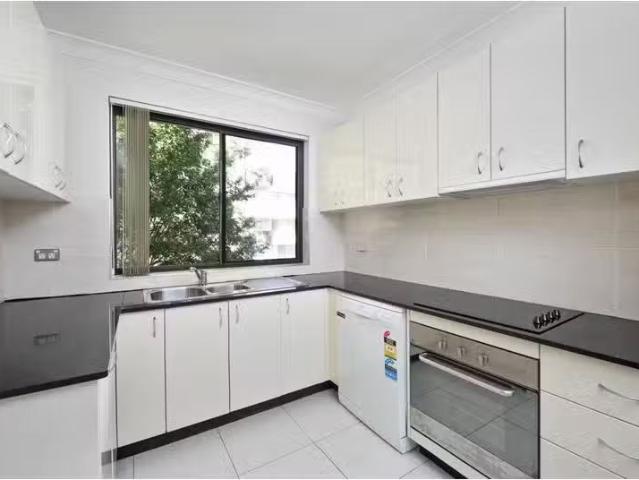 Charming 7/13 15 Stokes Street, Lane Cove Apartment for rent.