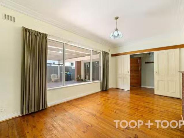 Just in! 71 Avenue Road, Highgate, SA 5063