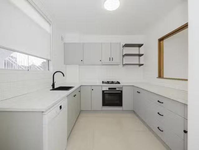 Cheap 72/48 Mount Street, West Perth, WA 6005