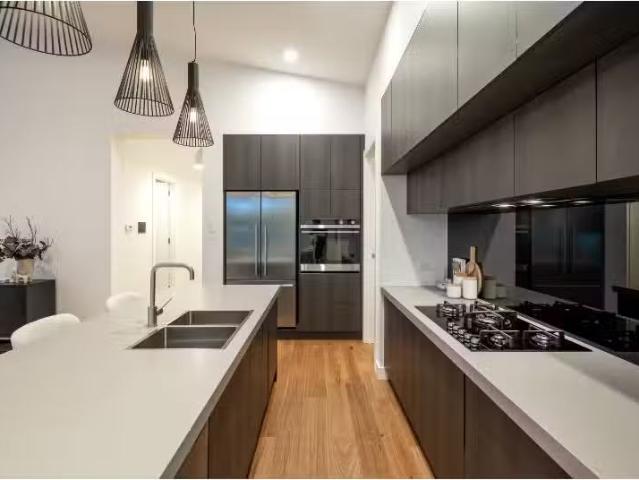 Cozy 72 Kenilworth Rd, Parkside House for rent Listed by Mary.