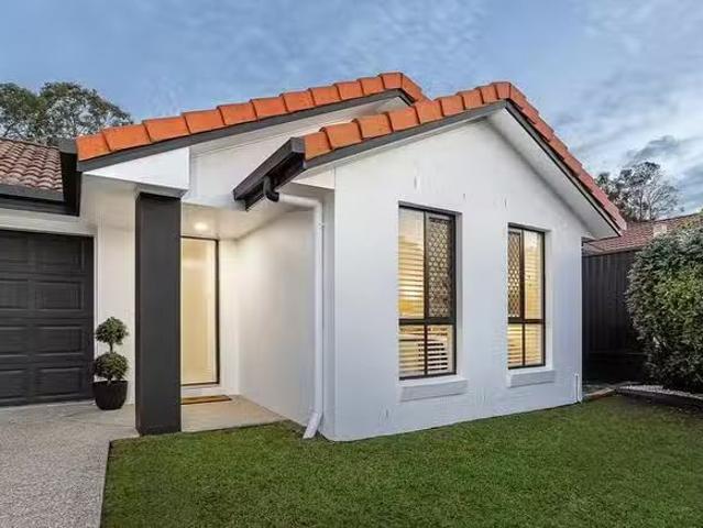 Just in! 72 Watarrka Drive, Parkinson, QLD 4115
