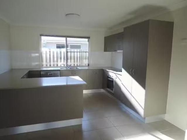 Rental! 73 Newport Parade, Blacks Beach, QLD 4740