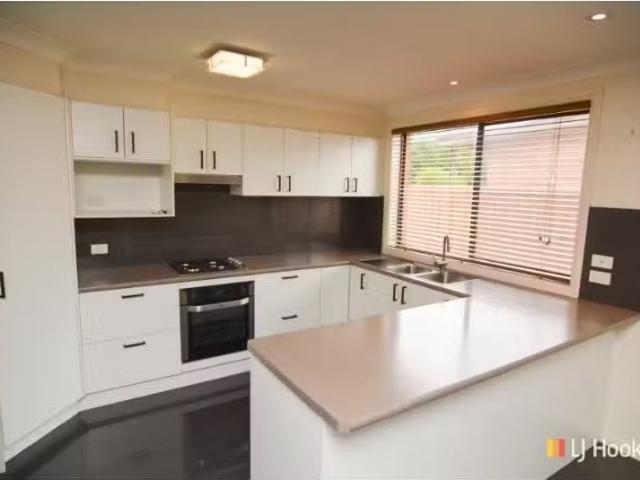 Cozy 76 Rifle Parade, Lithgow House for rent Listed by Lynett.