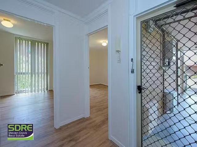 Just in! 7/80 King George Street, Victoria Park, WA 6100