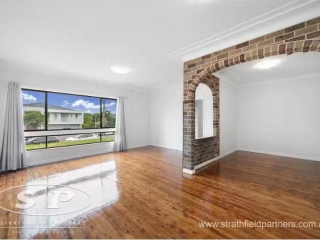 Cozy 78 Cumberland Street, Cabramatta House for rent Listed b.