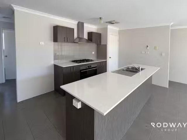 Cheap 78 Oasis Drive, Secret Harbour, WA 6173