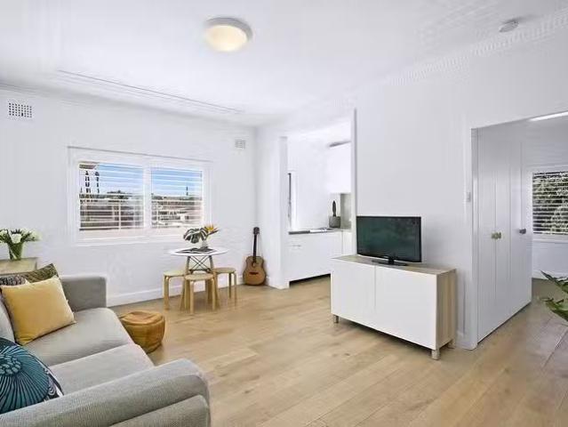 Charming 7/93 Ramsgate Avenue, North Bondi, NSW 2026