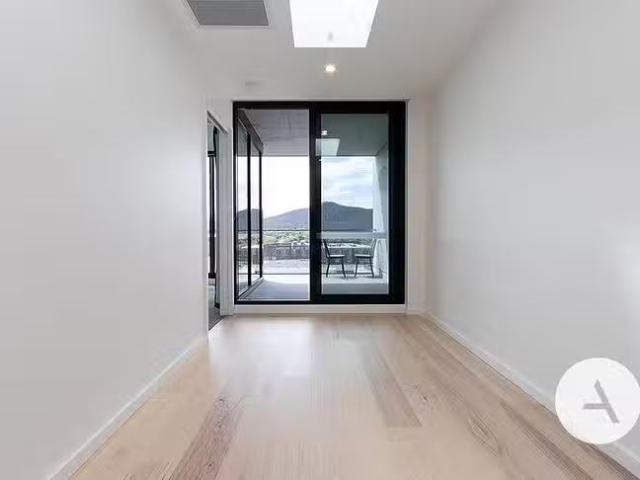 For Rent! 804/65 Cooyong Street, Braddon, ACT 2612