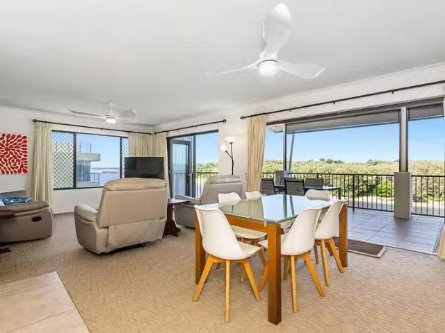 Unique 8/18 Moss Street, Kingscliff, NSW 2487