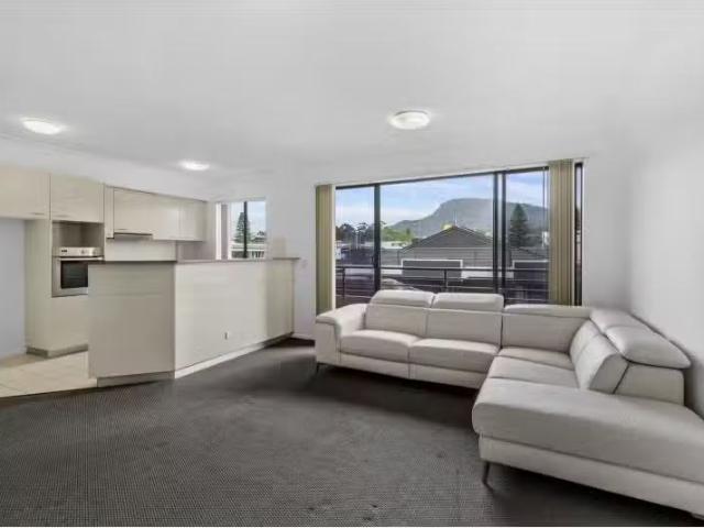 Just in! 82/214 220 Princes Highway, Fairy Meadow Apartment fo.