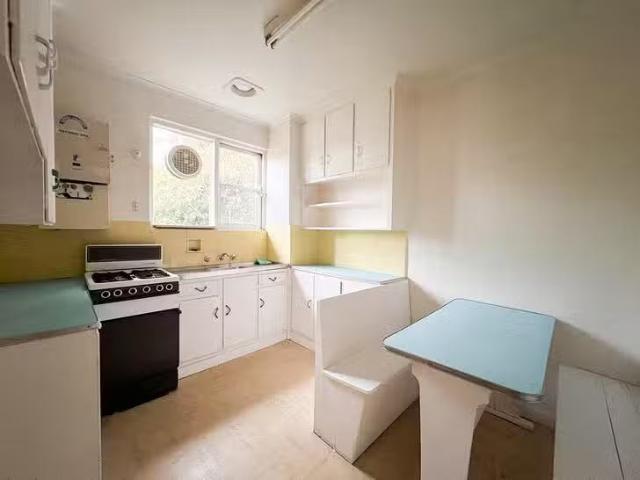 Deal! 8/39 Southey Street, Elwood, VIC 3184