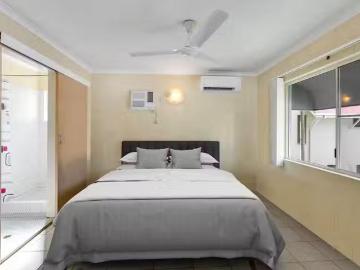 Cozy 8/33 Rutherford Street, Yorkeys Knob, QLD 4878