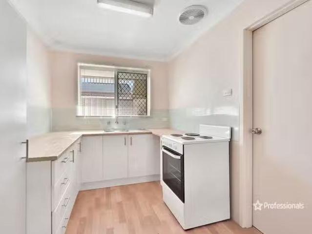 Nice 8/43 Simpson Street, Beresford, WA 6530