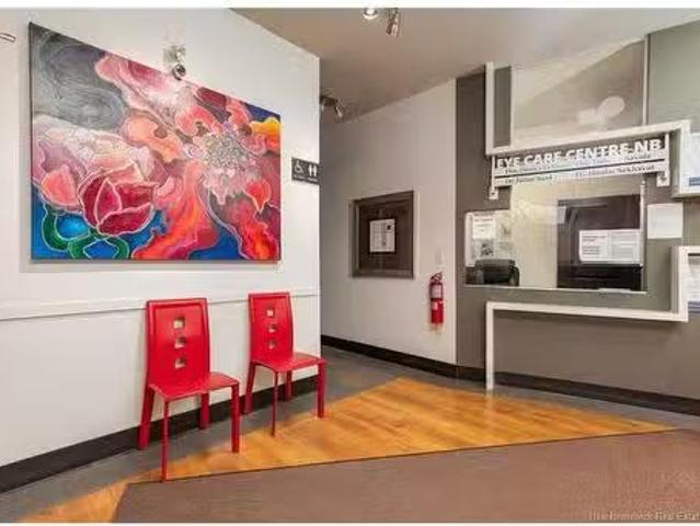 Cheap 855 Dieppe Blvd, Dieppe, NB, E1A 7R8 commercial for le.