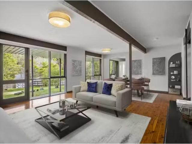 For Rent! 87 Sir Thomas Mitchell Drive, Davidson House for ren.