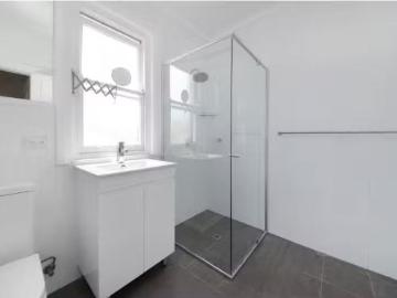 Cheap 8/88 Coogee Bay Road, Coogee Apartment for rent Listed.