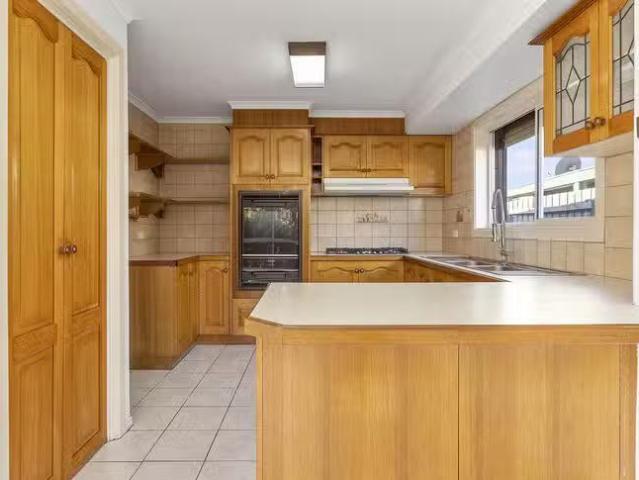 Just in! 8 Cranbourne Drive, Corio, VIC 3214
