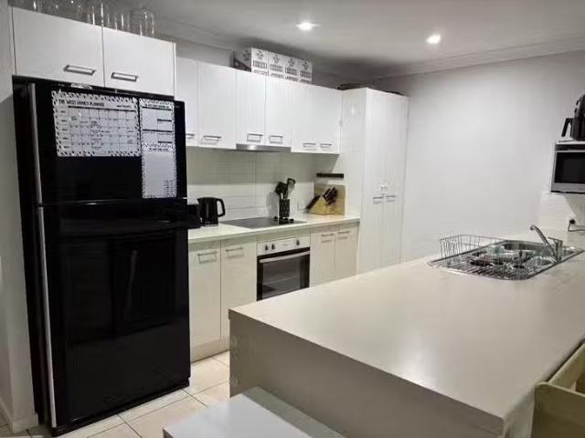 For Rent! 8 Glennis Court, Bellmere, QLD 4510