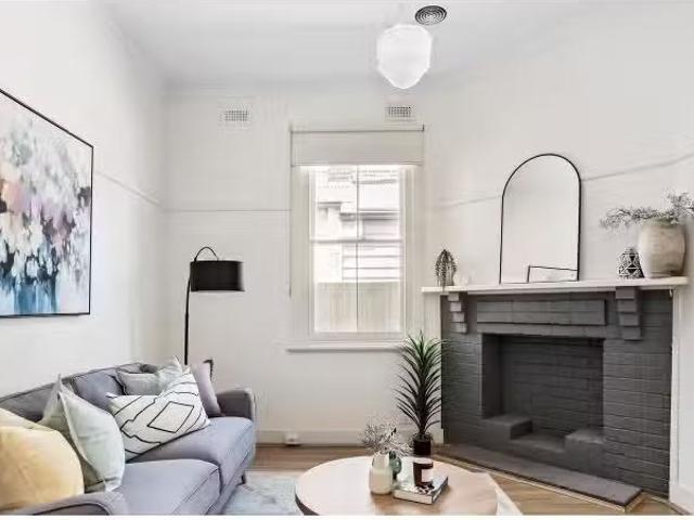 For Rent! 8 Green Street, Cremorne House for rent Listed by S.