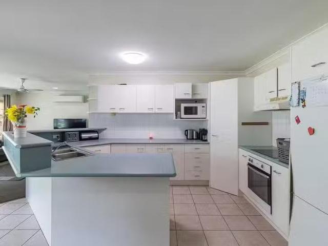 Charming 8 Julatten Place, Upper Kedron, QLD 4055