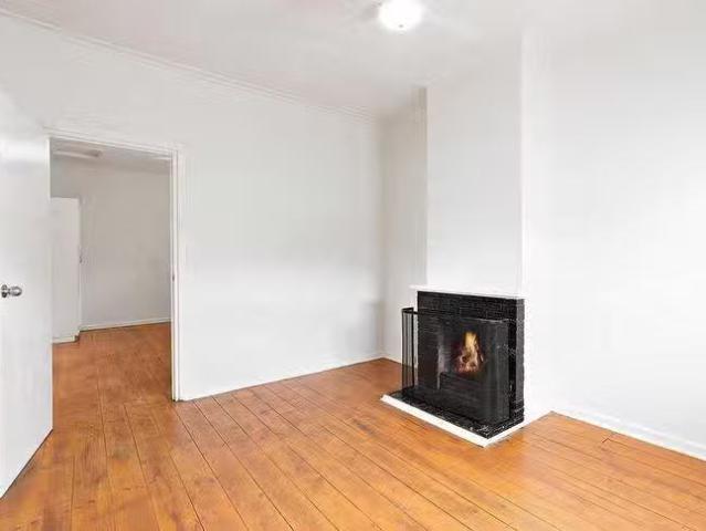 Just in! 8 Leslie Street, Elizabeth East, SA 5112