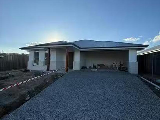 Charming 8 Margaret Lane, Caerleon, NSW 2850