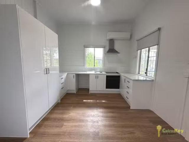 Charming 8 Mayers Street, Manunda, QLD 4870