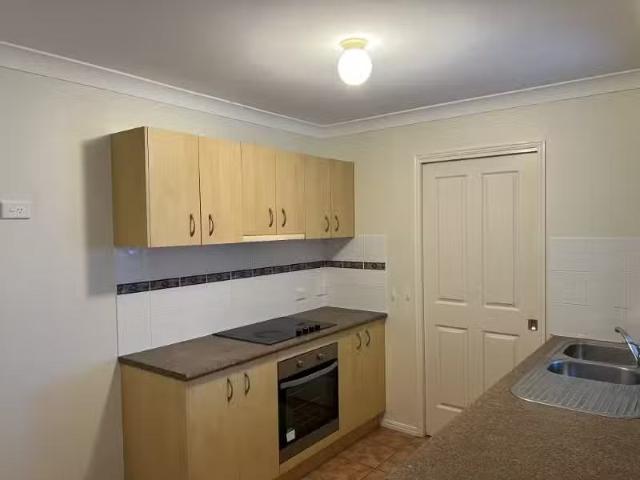 New 8 Merlot Court, TWEED HEADS SOUTH House for rent Listed b.