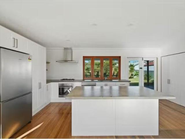 New 8 Phillip Street, Port Macquarie House for rent Listed by.